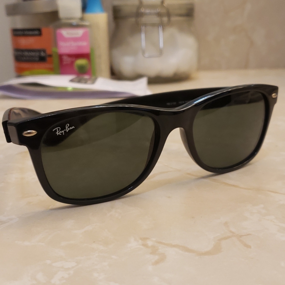 Slightly used New Wayfarer Ray Bans